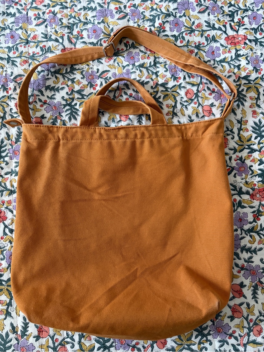 BAGGU duck bag in mustard/gold